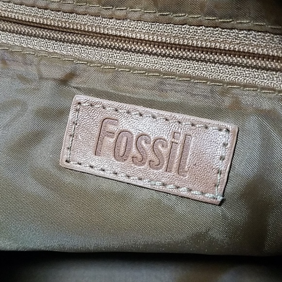 FOSSIL • Tote - Picture 4 of 5